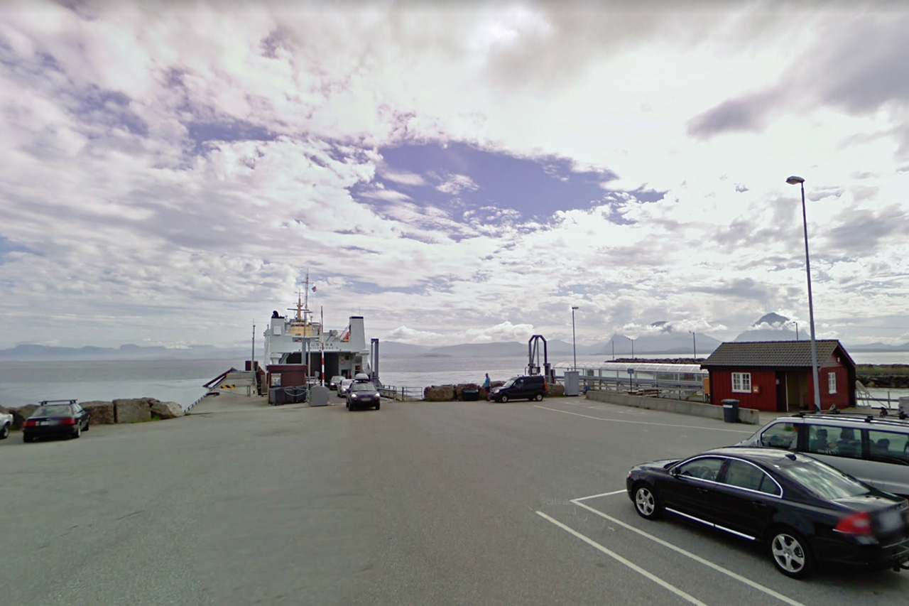 Ferjekaien på Edøy skal oppgraderes. Foto: Google Kart