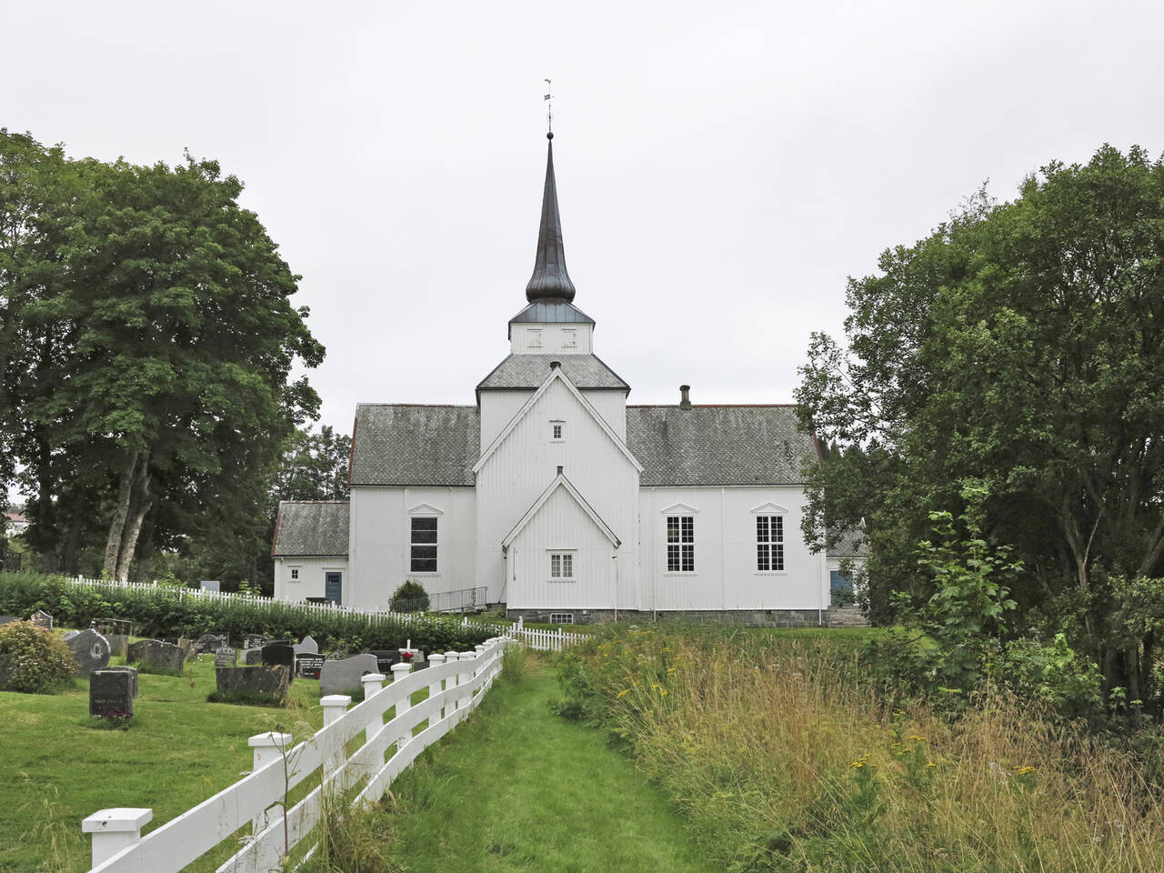 Aure kirke fra 1924. Foto: Terje Holm