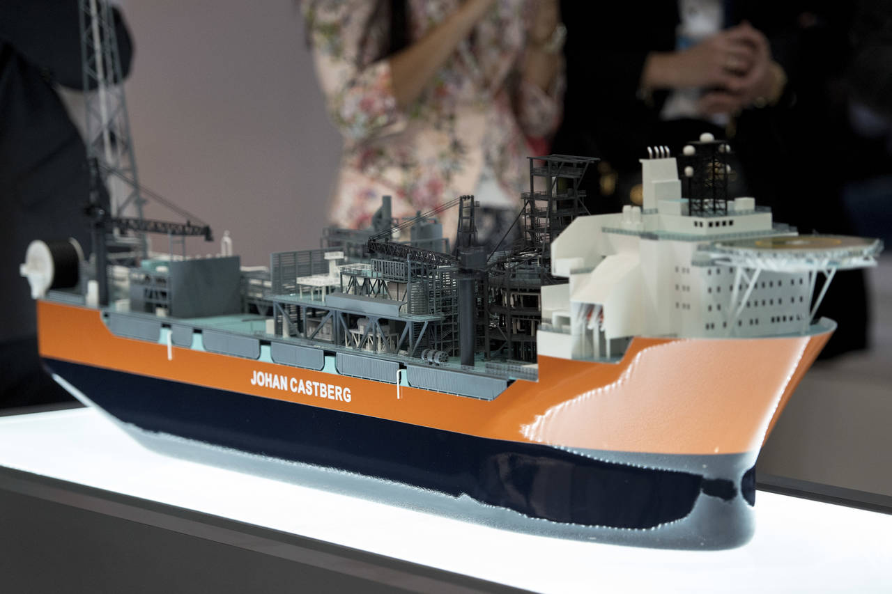 Modell av produksjonsskipet til Johan Castberg-skipet i Barentshavet. Foto: Carina Johansen / NTB scanpix
