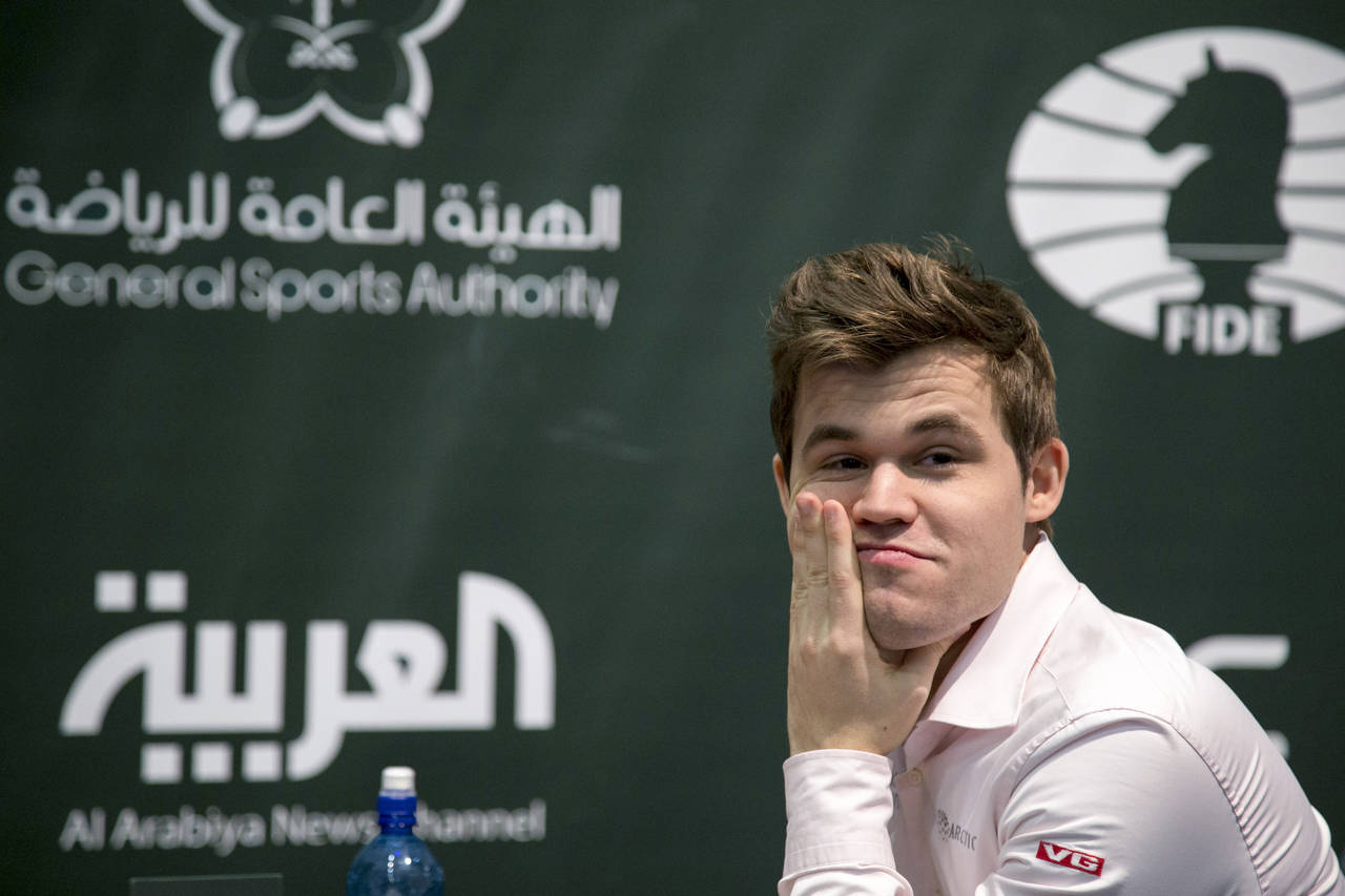 Magnus Carlsen. Foto: FARIS GHAITH /AFP / NTB scanpix