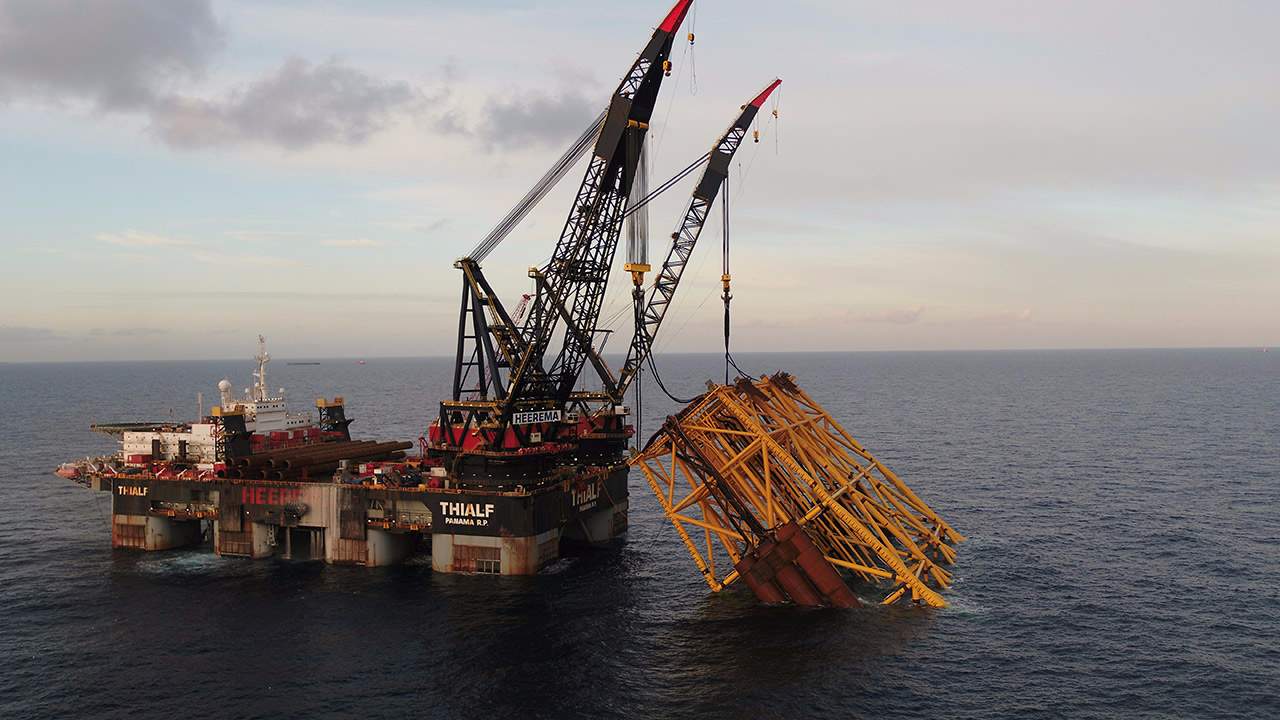 Utsirahøyden 31.07.2017. Den første synlige delen av oljefeltet Johan Sverdrup kom på plass i forrige uke. Det skjedde da 26.000 tonn stål ble senket ned på Utsirahøyden. Foto: Jan Arne Wold / Statoil / NTB scanpix