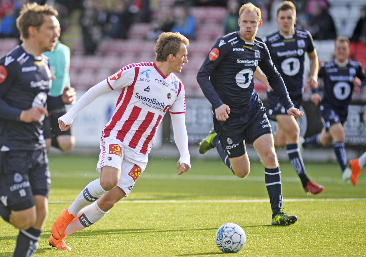 Runar Espejord og Tromsø klarte ikke slå Kristiansund og Pål Erik Ulvestad på Alfheim søndag. Foto: Rune Stoltz Bertinussen / NTB scanpix